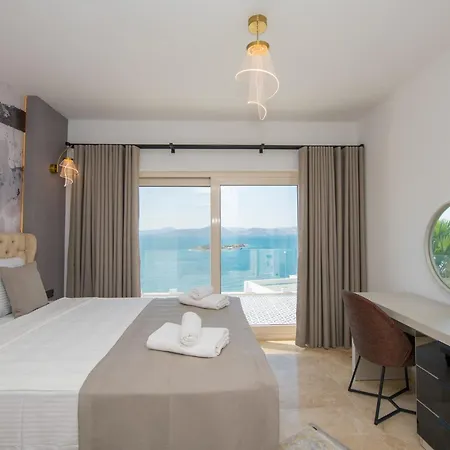 Bodrumda Essiz Deniz Manzarali Lueks Boss 1