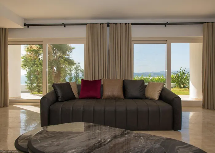 Villa Bodrumda Essiz Deniz Manzarali Lueks Boss 1 Milas