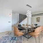 Villa Bodrumda Eşsiz Deniz Manzaralı Lüks Boss 1 *