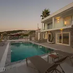 Bodrumda Eşsiz Deniz Manzaralı Lüks Boss 1 *