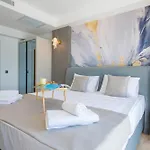 Bodrumda Eşsiz Deniz Manzaralı Lüks Boss 1