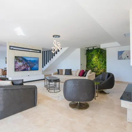 Bodrumda Essiz Deniz Manzarali Lueks Boss 1 Villa *