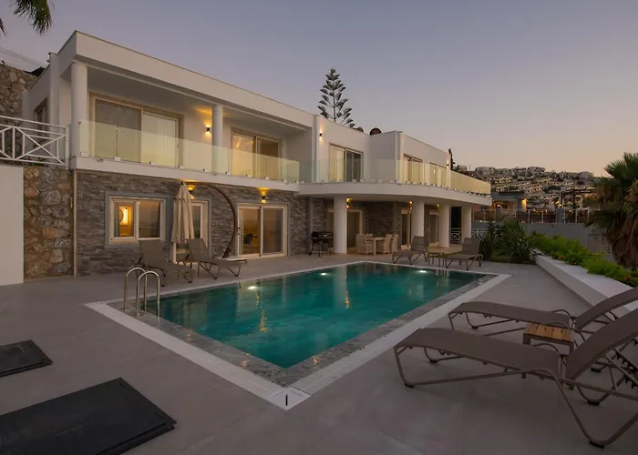 Vila Bodrumda Essiz Deniz Manzarali Lueks Boss 1 *