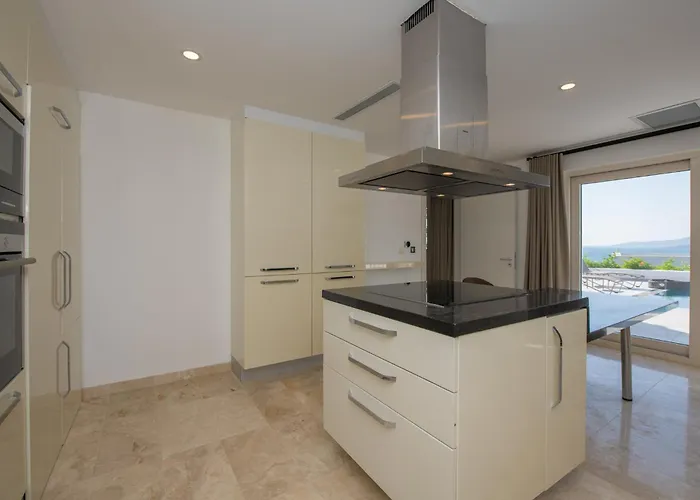 Bodrumda Essiz Deniz Manzarali Lueks Boss 1