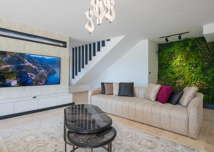 Vila Bodrumda Essiz Deniz Manzarali Lueks Boss 1 *